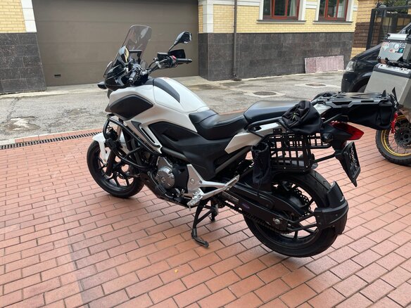 2013 Honda NC 700X, белый, 600000 рублей - вид 13