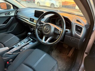 2018 Mazda Axela III Рестайлинг, серый, 1300000 рублей, вид 5