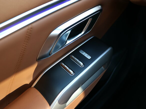 2025 Changan Deepal G318, серый - вид 20