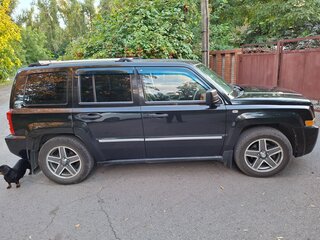 2008 Jeep Liberty (Patriot), чёрный, 830000 рублей, вид 4