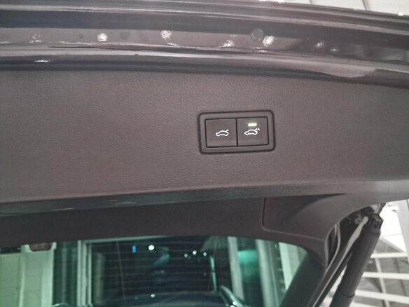 2020 Volkswagen Tiguan II, чёрный, 3410000 рублей - вид 21