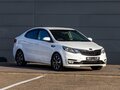 2016 Kia Rio III Рестайлинг, белый, 795000 рублей - вид 6