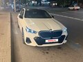 2024 BMW 5 серии 523d VIII (G60/G61/G68), белый, 7200000 рублей - вид 2