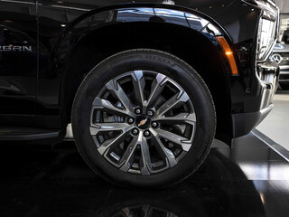 2026 Chevrolet Suburban XII Рестайлинг, чёрный, 17285660 рублей, вид 4