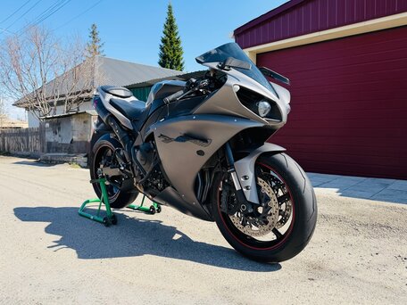 2013 Yamaha YZF-R1, серый, 1269000 рублей, вид 1
