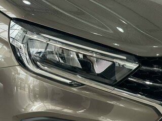 2026 Lada (ВАЗ) Vesta SW I Рестайлинг (NG), коричневый, 1885000 рублей, вид 4