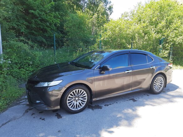 2018 Toyota Camry VIII (XV70), коричневый, 2730000 рублей - вид 12