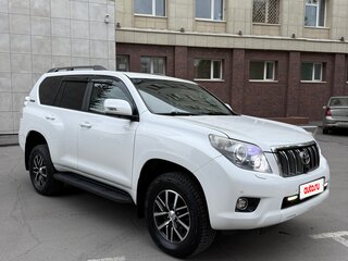 2011 Toyota Land Cruiser Prado 150 Series, белый, 2850000 рублей, вид 3