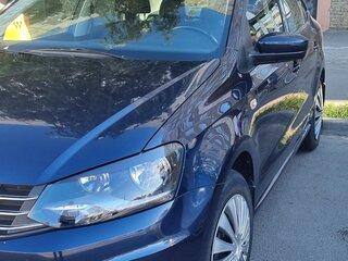 2016 Volkswagen Polo V Рестайлинг, синий, 1315000 рублей, вид 1