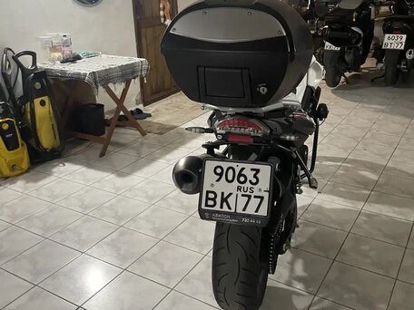 2018 BMW F 800 R, белый, 777000 рублей, вид 4