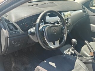 2008 Renault Laguna III, чёрный, 380000 рублей, вид 4