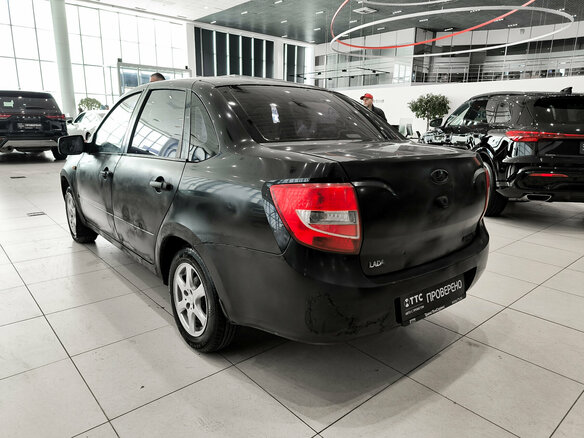 2012 Lada (ВАЗ) Granta I, чёрный, 180000 рублей - вид 6