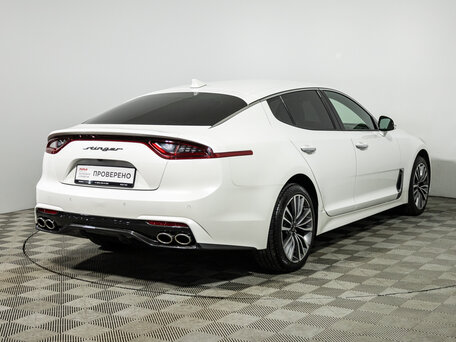 2019 Kia Stinger I, белый, 2499700 рублей, вид 5