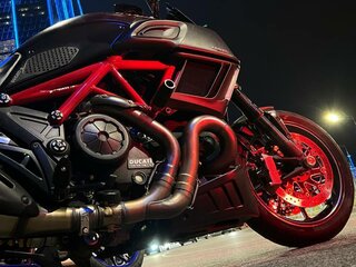 2014 Ducati Diavel Carbon, пурпурный, 850000 рублей, вид 1
