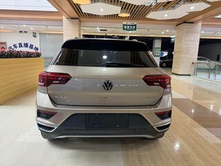 2022 Volkswagen T-Roc I (China Market), бежевый, 1730000 рублей, вид 5