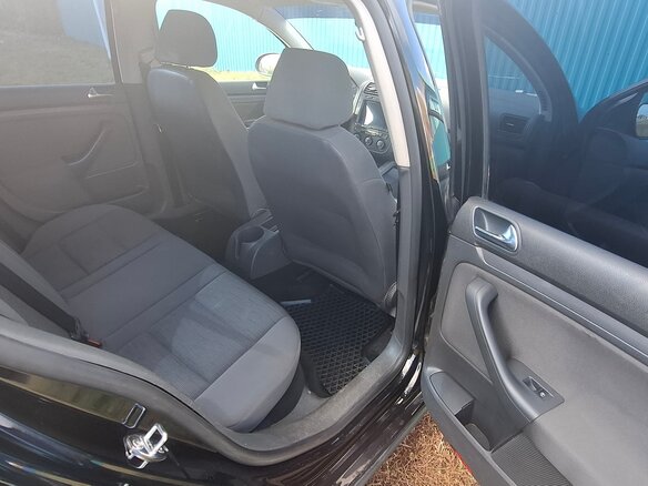 2006 Volkswagen Golf V, чёрный, 550000 рублей - вид 13