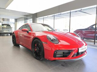 2022 Porsche 911 Carrera 4 GTS VIII (992), красный, 17990000 рублей, вид 3
