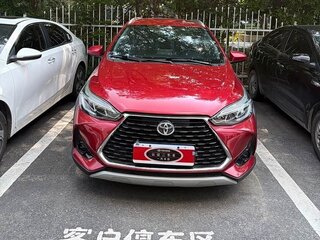 2022 Toyota Yaris L X XP150 Рестайлинг, красный, 1210000 рублей, вид 2