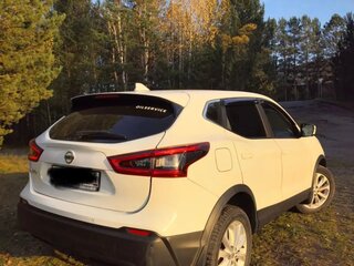 2019 Nissan Qashqai II Рестайлинг, белый, 1800000 рублей, вид 5