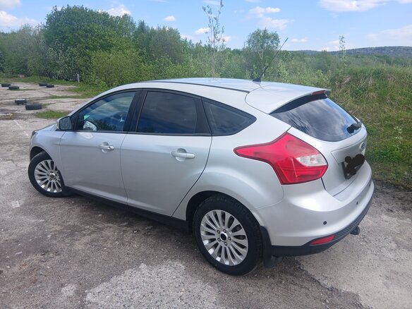 2011 Ford Focus III, серебристый, 650000 рублей - вид 4