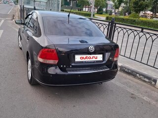 2013 Volkswagen Polo V, чёрный, 800000 рублей, вид 2