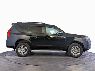 2018 Toyota Land Cruiser Prado 150 Series Рестайлинг 2, чёрный, 4466500 рублей, вид 4
