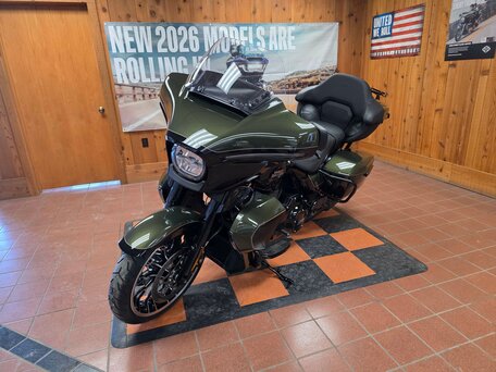 2026 Harley-Davidson Street Glide Limited, зелёный, 4487000 рублей, вид 4