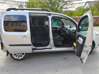 2014 Renault Kangoo II Рестайлинг, серебристый, 1300000 рублей, вид 5