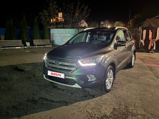2018 Ford Kuga II Рестайлинг, серый, 1899000 рублей, вид 1