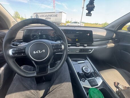 2024 Kia Sportage V, чёрный, 3800000 рублей, вид 3