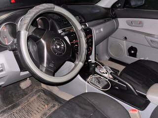 2004 Mazda 3 I (BK), белый, 370000 рублей, вид 2