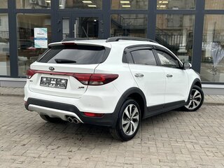 2017 Kia Rio X-Line IV, белый, 1390000 рублей, вид 2