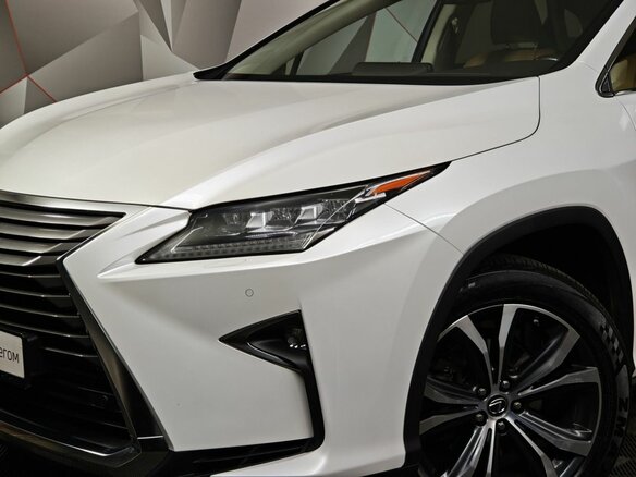 2018 Lexus RX 300 IV, белый - вид 9