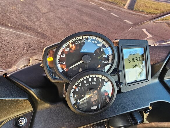 2013 BMW F 800 GT, белый, 650000 рублей - вид 18