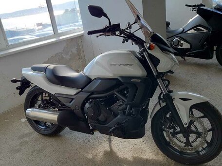 2013 Honda CTX 700, белый, 620000 рублей, вид 5