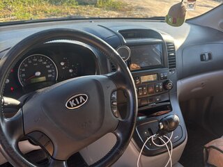 2008 Kia Carnival II, серебристый, 950000 рублей, вид 5