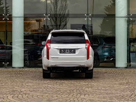 2017 Mitsubishi Pajero Sport III, белый, 2435000 рублей, вид 5