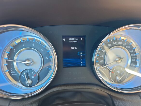 2012 Chrysler 300C II, синий, 1380000 рублей - вид 21