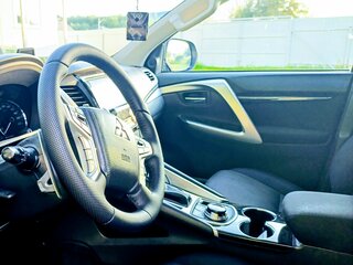2018 Mitsubishi Pajero Sport III, чёрный, 3421470 рублей, вид 4