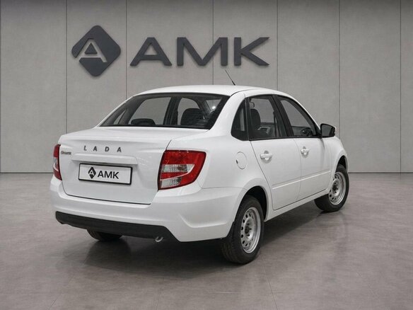 2026 Lada (ВАЗ) Granta I Рестайлинг, белый, 1068000 рублей - вид 3