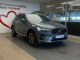 2021 Volvo XC60 II Рестайлинг, серый, 4400000 рублей, вид 3