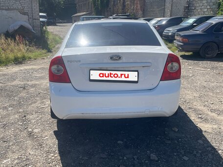 2011 Ford Focus II Рестайлинг, белый, 360000 рублей, вид 5