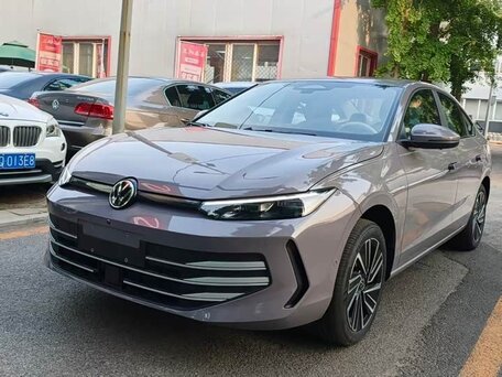 Volkswagen Lavida IV