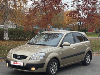 2007 Kia Rio II, бежевый, 380000 рублей, вид 1