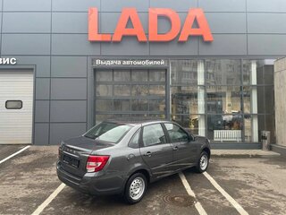2026 Lada (ВАЗ) Granta I Рестайлинг, серый, 1121000 рублей, вид 3