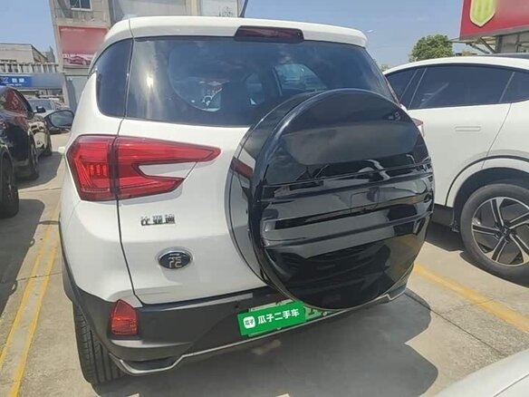 2024 BYD Yuan Pro (47 kWh) I Рестайлинг 2 (Pro), белый - вид 4