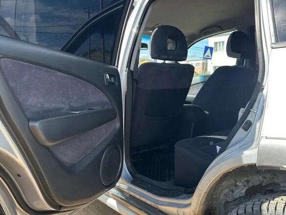 2005 Mitsubishi Outlander I, серый, 650000 рублей - вид 13