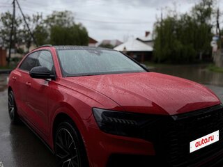 2019 Audi Q8 55 TFSI I (4M), красный, 6600000 рублей, вид 1