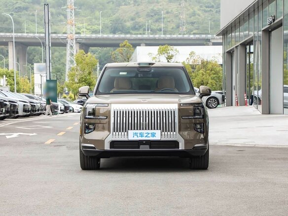 2026 Zeekr 9X 70 kWh, коричневый, 13770000 рублей - вид 1