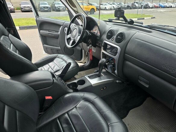 2003 Jeep Cherokee III (KJ), серый, 800000 рублей - вид 6